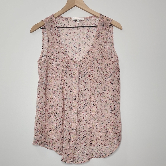 Quintessential Floral Pink Sleeveless Top Size Medium - Picture 1 of 6